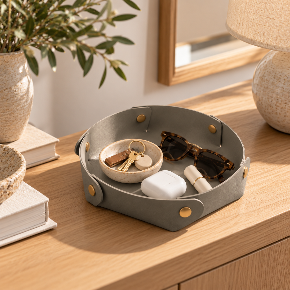 Large Light Gray Round PU Leather Storage Tray